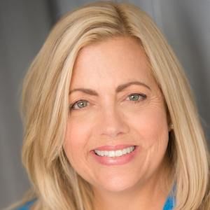 Meet your Posher, Robyn